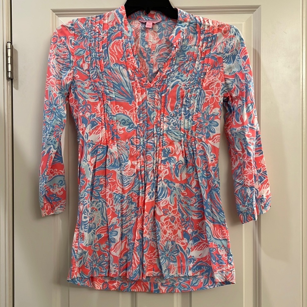 Lilly Pulitzer ladies shirt